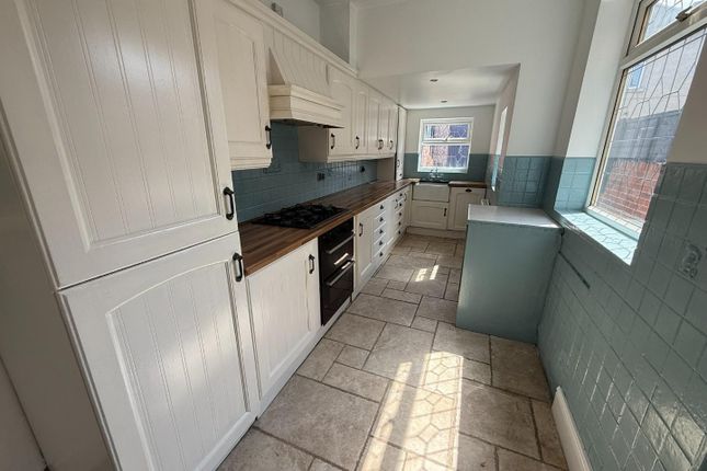 48, Smawthorne Lane, Castleford photo 2