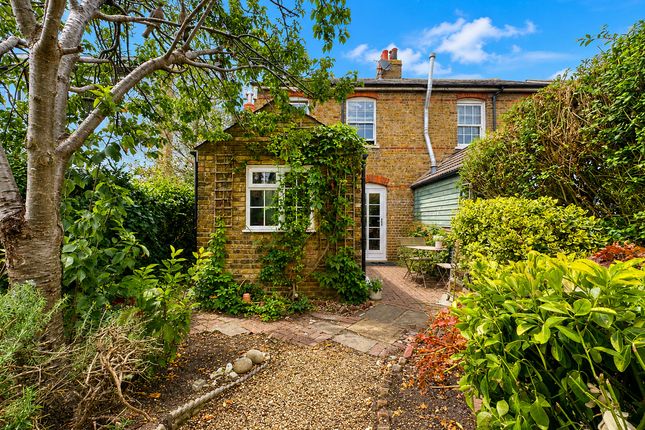 62, East Street, Rochford photo 2