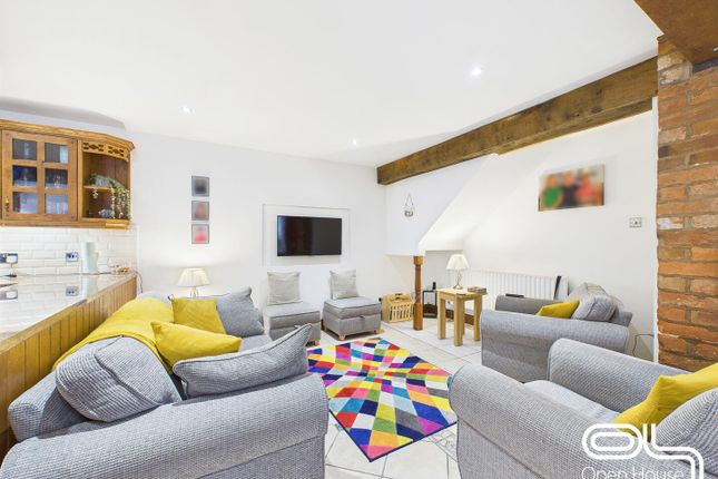 5 Trussell Grange, Bednall Road, Acton Trussell photo 3