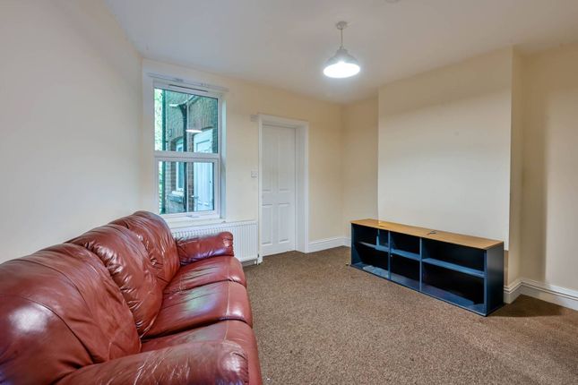 1, Acacia Road photo 3