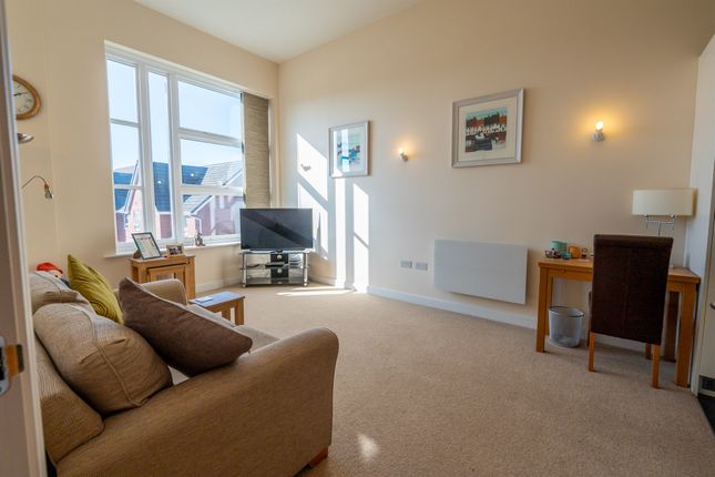 Flat 23, Cinderella Court, Watery Lane, Worcester photo 2
