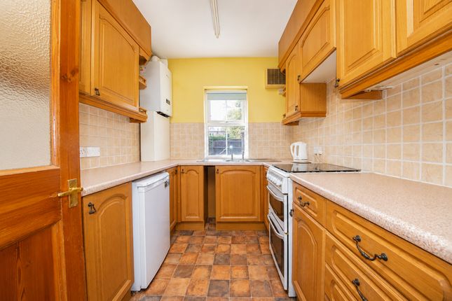 108 Chobham Road, Ascot photo 4