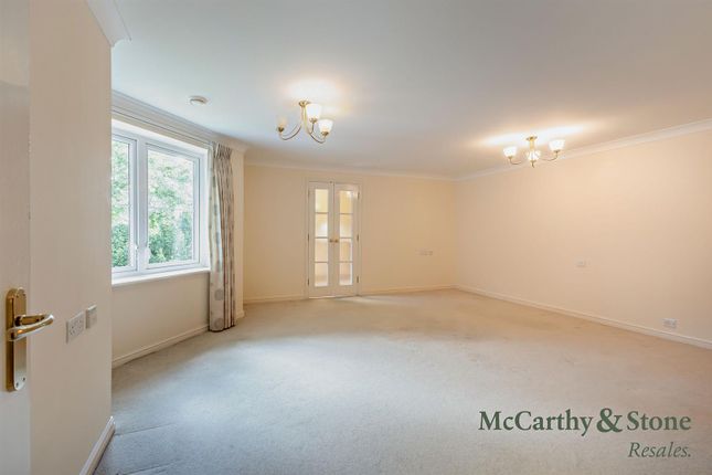 41 Portman Court, Grange Road, Uckfield photo 4