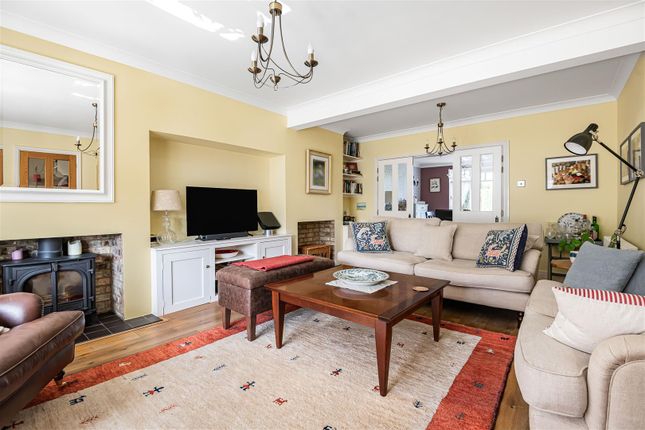 31, Fordwich Hill, Hertford photo 3