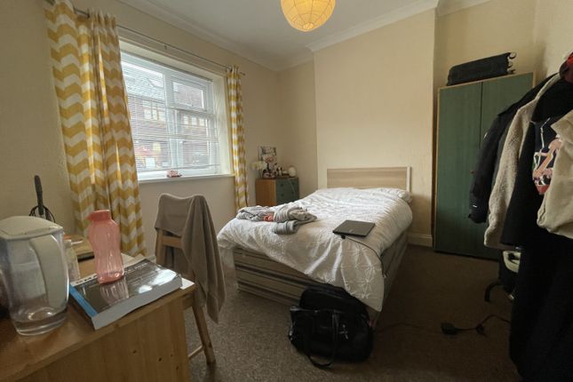 Coburn Street(*), Cardiff photo 5