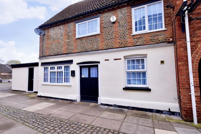 End terrace house for sale in Market Square, Leighton Buzzard