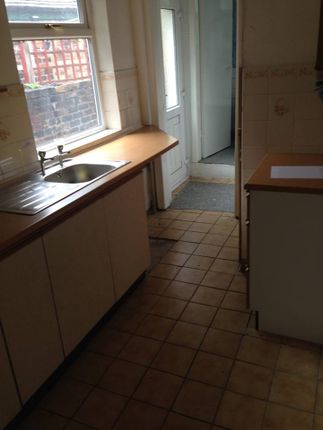 Thumbnail Terraced house to rent in Oldfield Street, Fenton