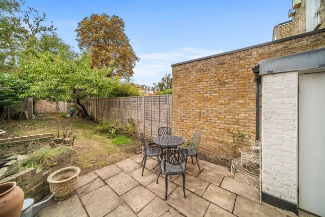 54, Melody Road, London photo 3