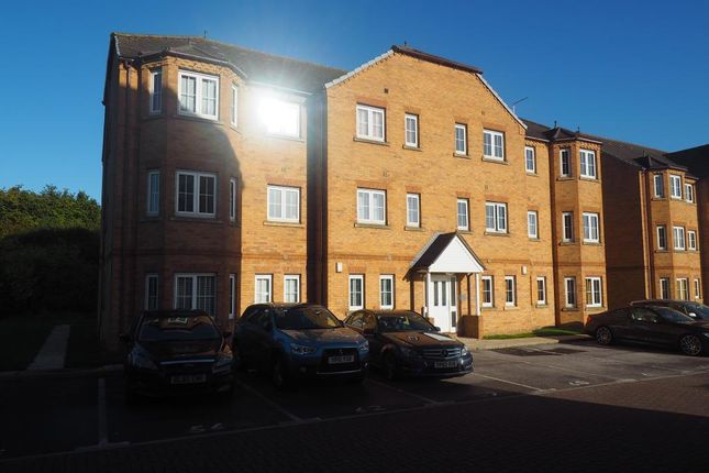 Thumbnail Flat for sale in Chandlers Court, Victoria Dock, Hull