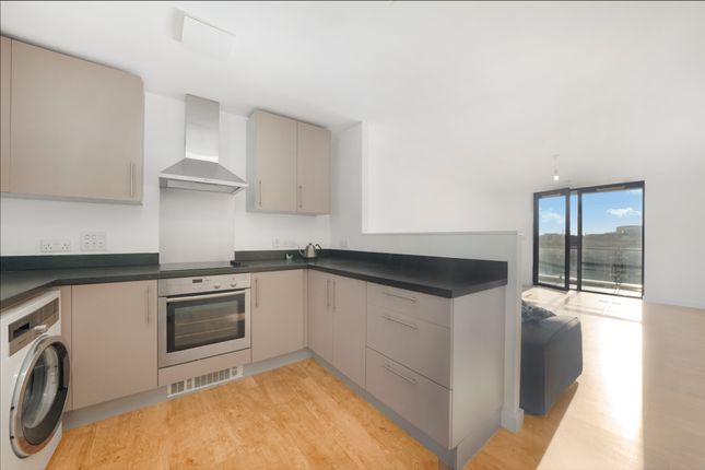 Flat 49, 46, Palmers Road, London photo 4