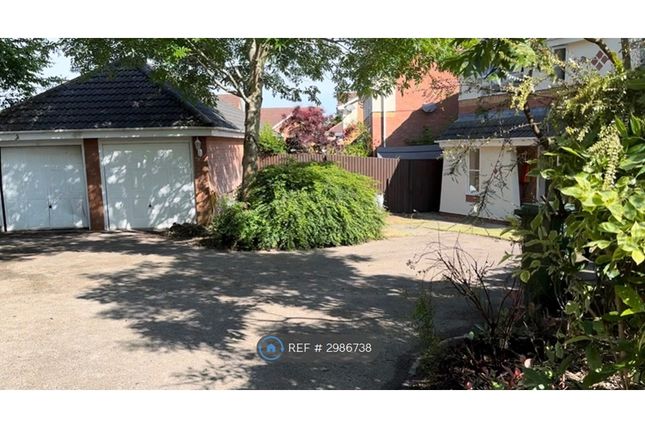 Furrow Close, Rugby photo 2