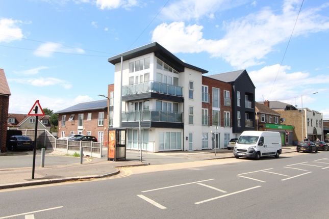 Thumbnail Flat to rent in Viscount House, Rochford Road, Southend-On-Sea