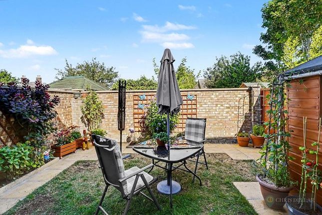 1, Leete Place, Royston photo 3