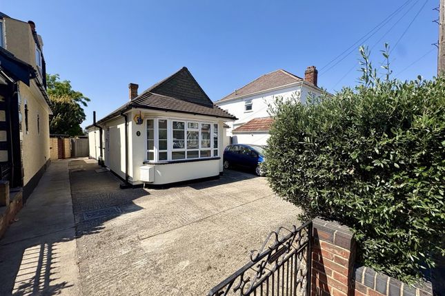 58, Vicarage Road, Hornchurch photo 2