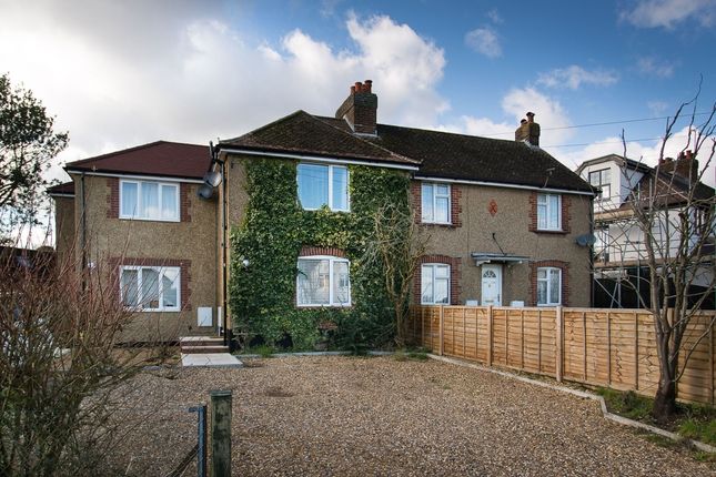 2-bed terraced on Trowley Hill Road, St. Albans, £3,250/mo