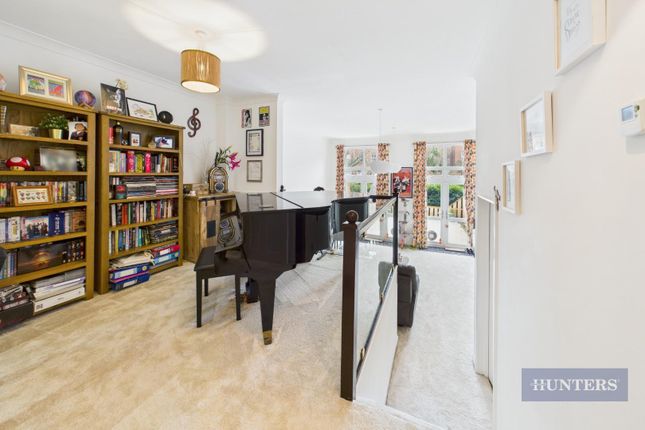 6, Alcantara Crescent, Southampton photo 4