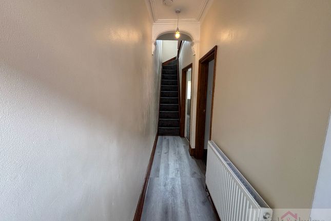 29 Bath Street, Leek photo 2