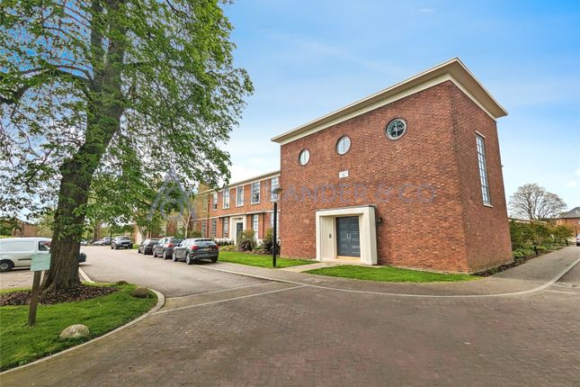 Thumbnail Flat to rent in Orchard Square, Caversfield, Bicester