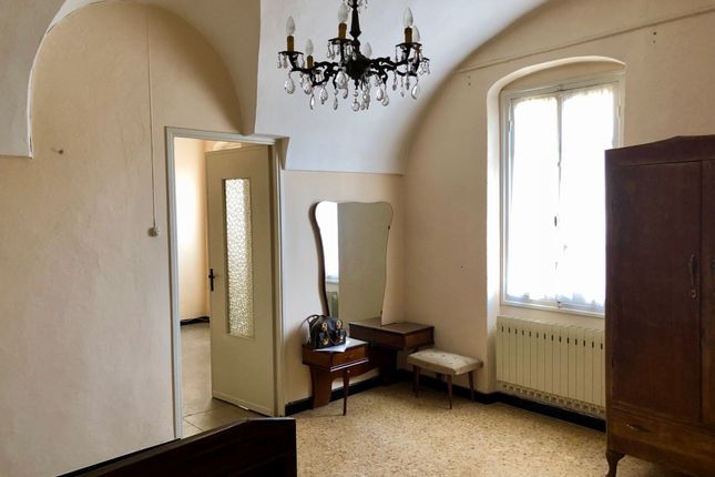 Duplex for sale in Da 690, Dolceacqua, Imperia, Liguria, Italy