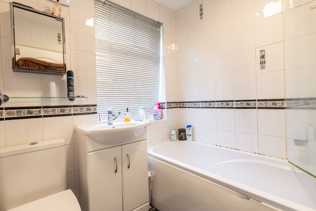 Terraced house for sale in Frankland Road, Chingford