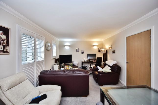 17, Holland Road, Maidstone photo 4