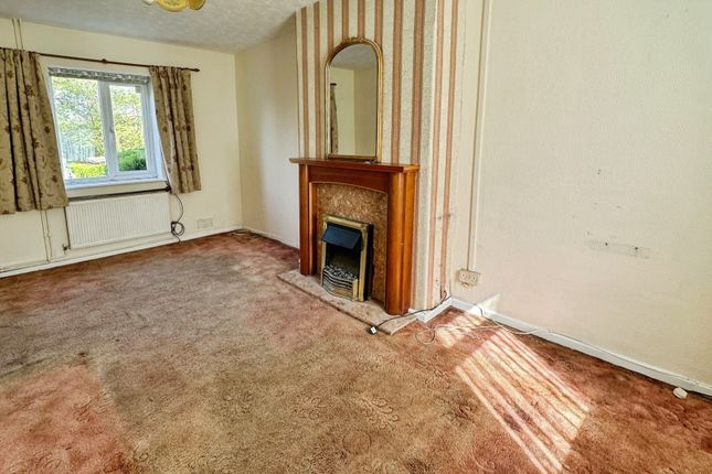 81, Beechen Drive, Bristol photo 4