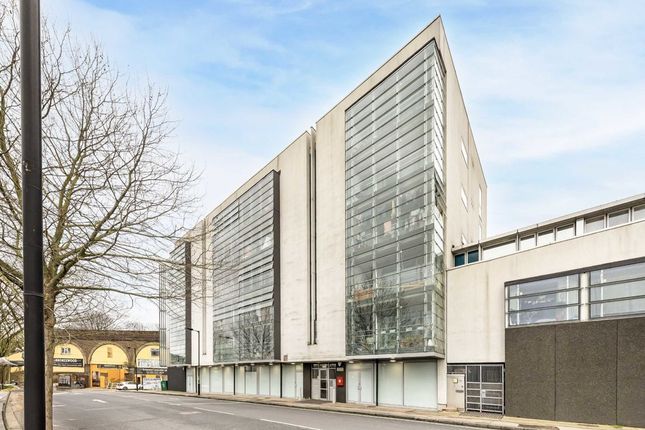 Thumbnail Flat for sale in Consort Road, London