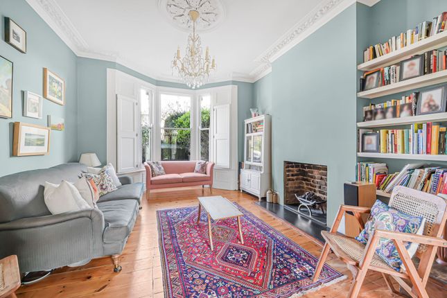 16 Blythwood Road, London photo 2