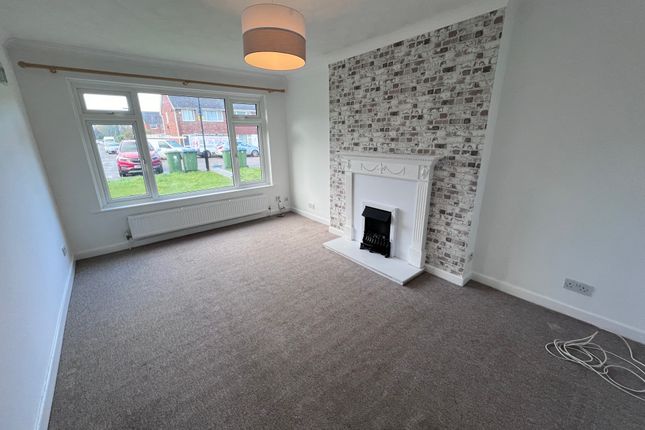 19, Claudeen Close, Southampton photo 5