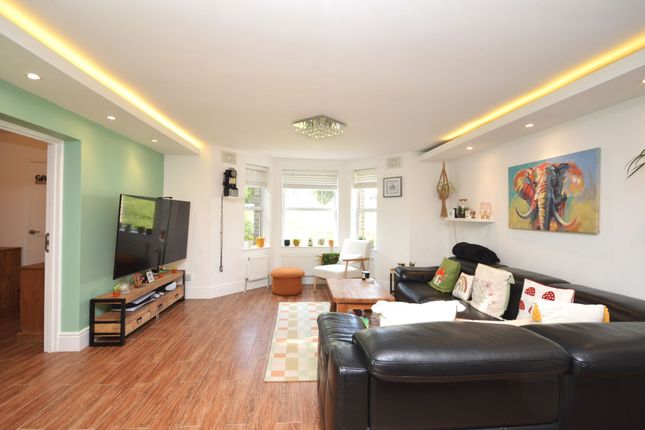 Flat 1, Trinity View House 24-26 Earls Avenue, Folkestone photo 4