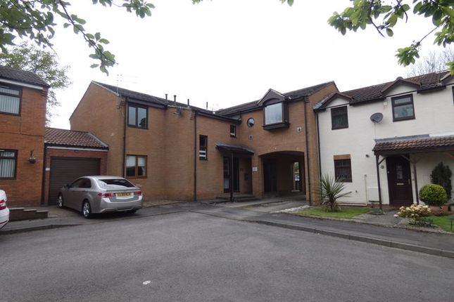 Flat to rent in Greenways Estate, Wansbeck Close, Spennymoor