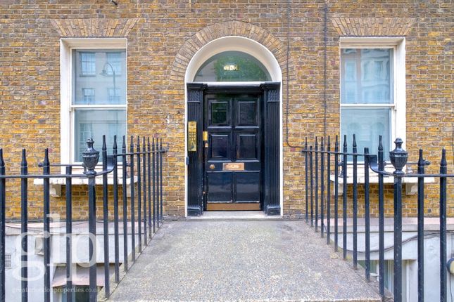 Flat to rent in Gower Street, London, Greater London