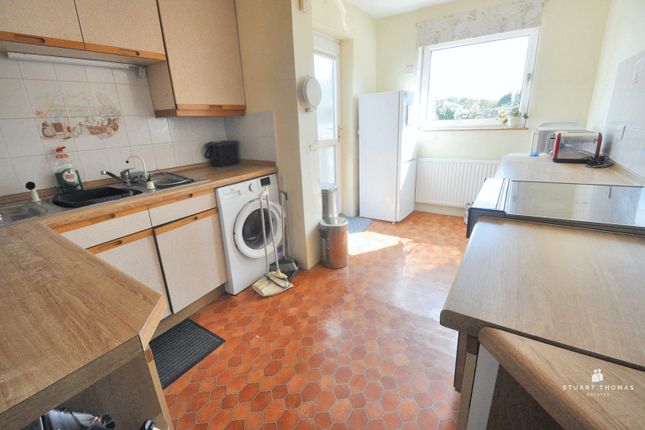 64, Southwell Road, Benfleet photo 3