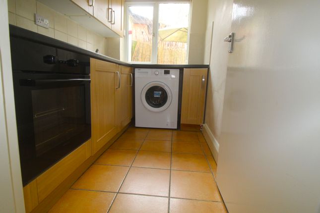 Cottage to rent in Off High Road, Willesden Green, London