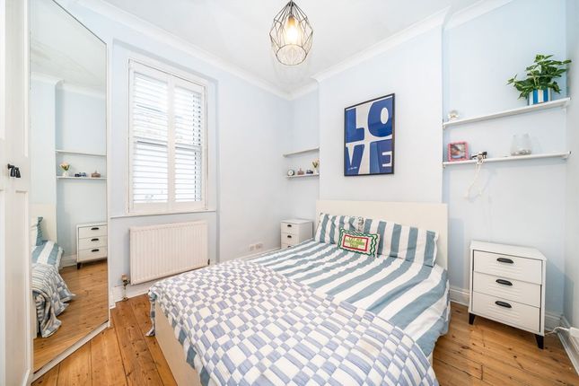 Flat 1, 387, Acton Lane, London photo 4
