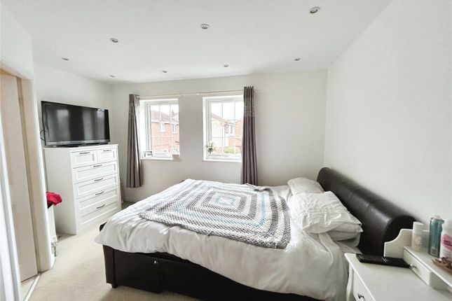 Detached house for sale in Little Glen Road, Glen Parva, Leicester, Leicestershire