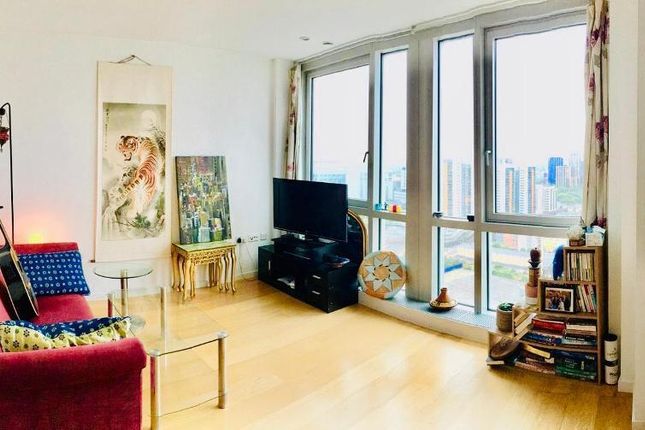 Studio to rent in Ontario Tower, 1 Fairmount Avenue, Canary Wharf, Blackwall Way, London