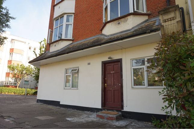 Thumbnail Flat for sale in Station Road, Westcliff-On-Sea