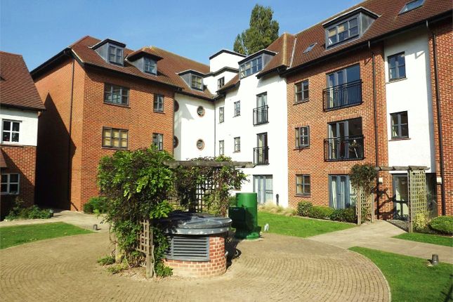 Thumbnail Flat to rent in Dunkerley Court, Letchworth Garden City