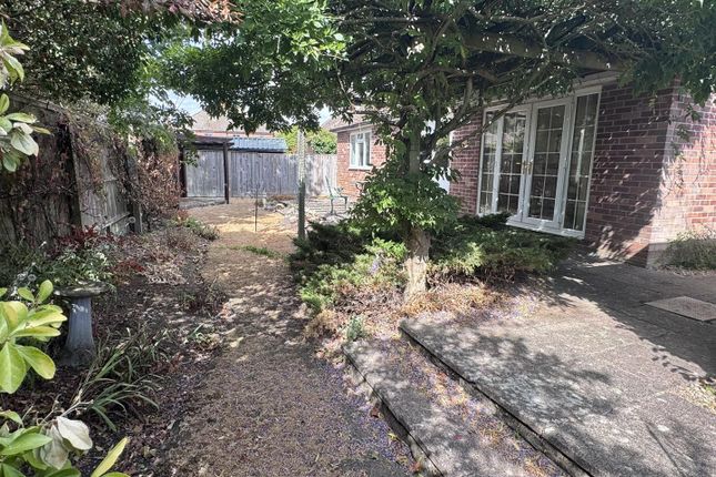 14a, Cary Close, Newbury photo 2