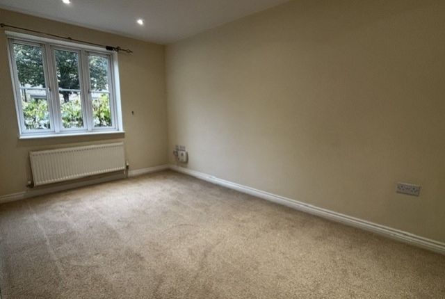 130, Bluebell Way, Carterton photo 5