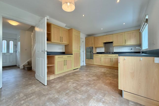 65 Stanley Road, Brampton photo 4