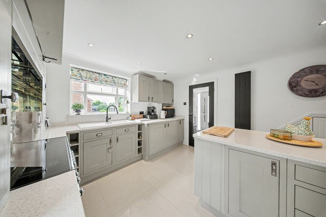 81e, Clotherholme Road, Ripon photo 2