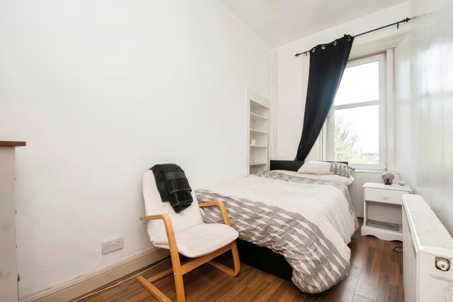 Flat for sale in Walker Street, Paisley