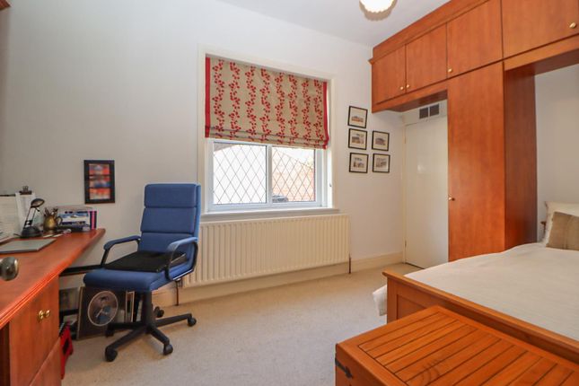 Flat for sale in Roseworth Avenue, Gosforth, Newcastle Upon Tyne
