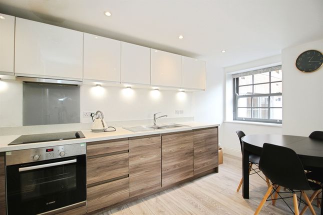 7, Victoria Gardens, Leeds photo 4