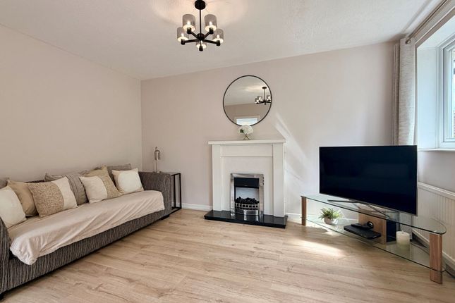 6 Warren Hey, Wilmslow photo 4