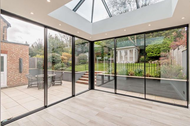 72, Love Lane, Pinner photo 4