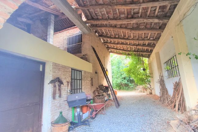 Town house for sale in Via Camurata, Vaglio Serra, Asti, Piedmont, Italy