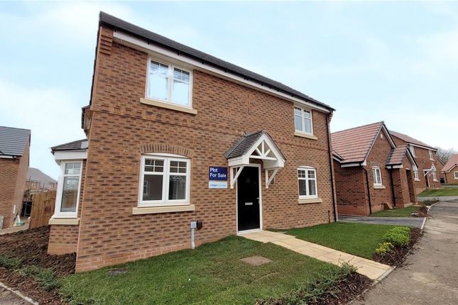 Thumbnail Detached house for sale in Snitterfield Road, Hampton Lucy, Warwick